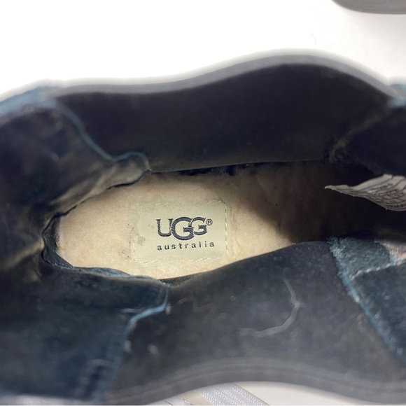 UGG Krewe Black Leather Shearling Moto Ankle Boots Size 6 - Picture 4 of 9